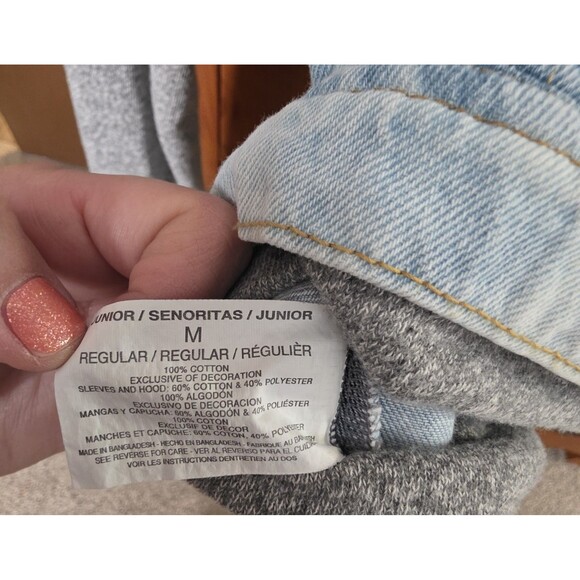 L.E.I.  Jean Jacket Juniors Medium Cropped Stonewash Sweatshirt Sleeves Hood - Picture 3 of 10